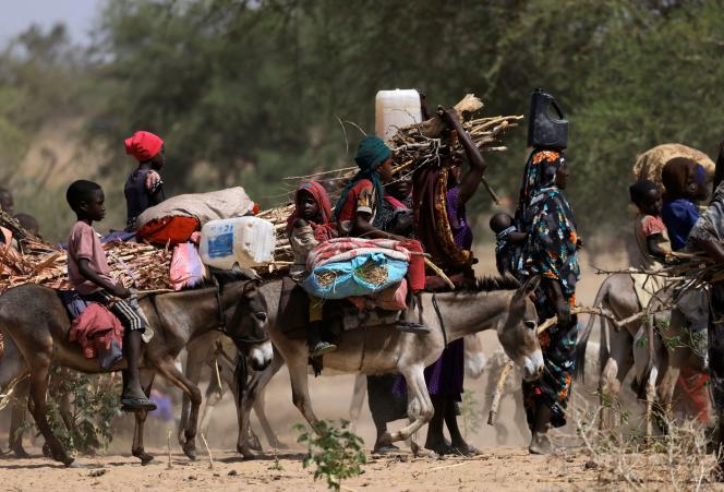 لاجئون سودانيون فروا من العنف في دارفور ، في جونجور ، تشاد ، 8 مايو 2023.