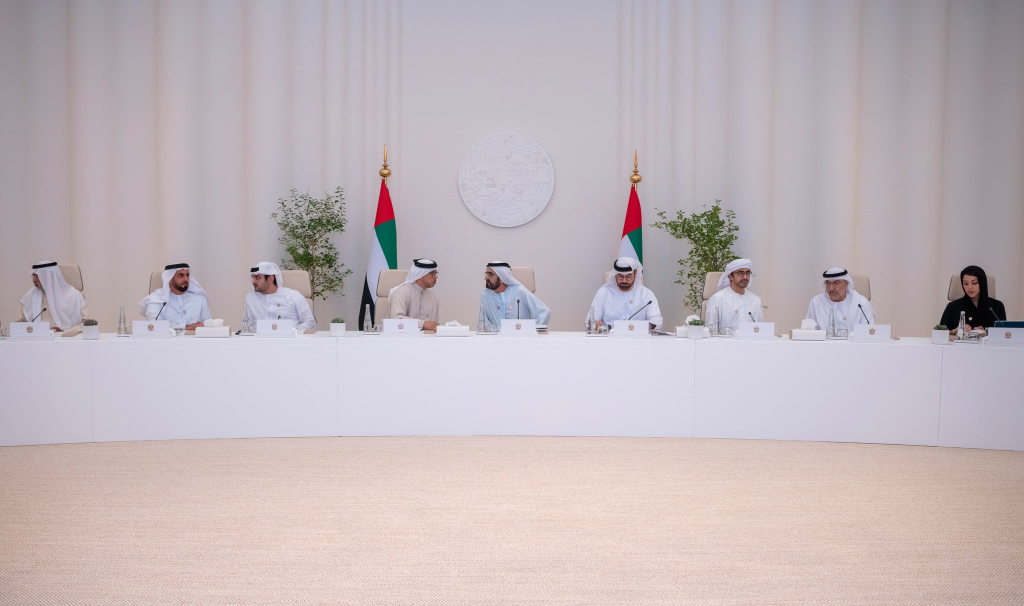 برئاسة محمد بن راشد.. مجلس الوزراء يطلع على حصيلة الجهود الوطنية في مجال الاستدامة ويعتمد حزمة من القرارات لدعم القطاع البيئي