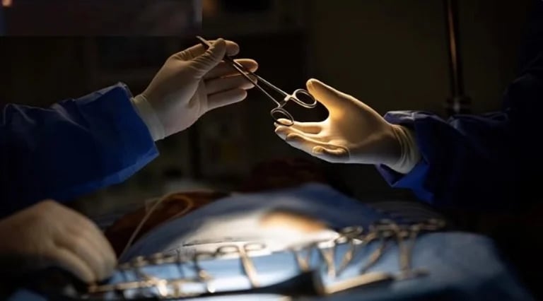 لجراحات آمنة… صحة الرياض توضّح معايير السلامة في العمليات الجراحية لممارسين الصحيين