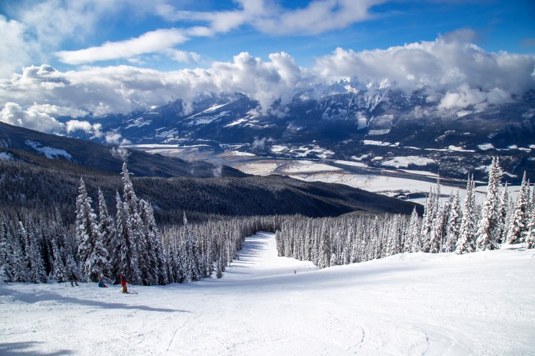 Downhill skiing at Revelstoke ski resort in British Columbia, Canada