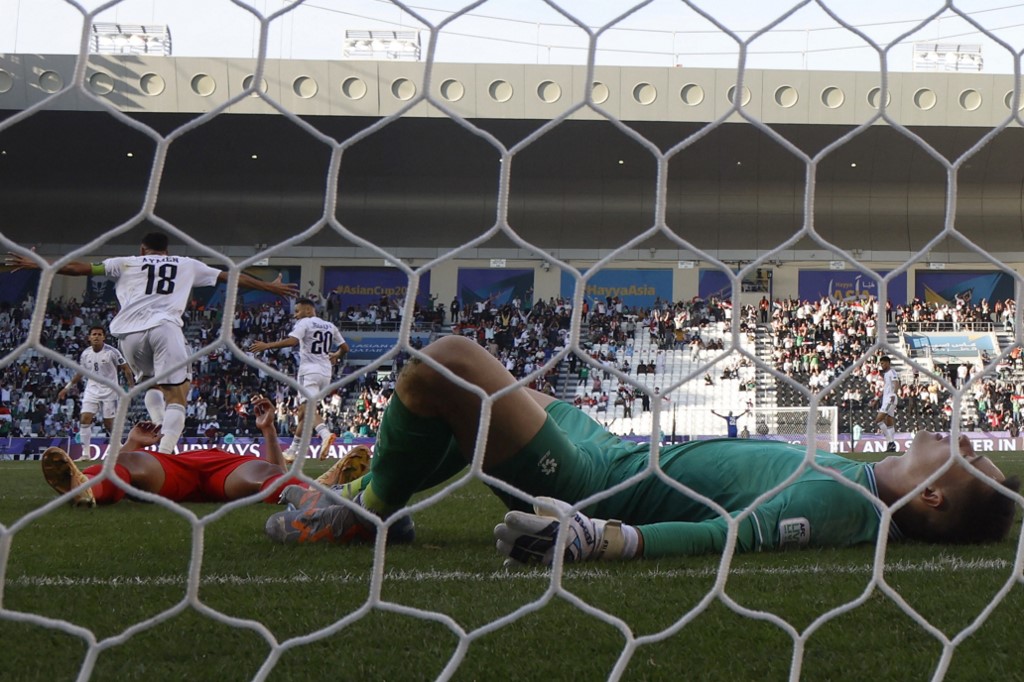 أمم آسيا.. “أسود الرافدين” بالعلامة الكاملة لأول مرة في تاريخهم