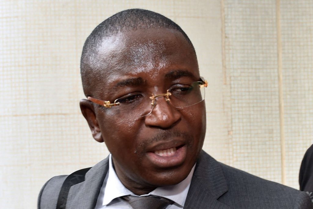 اختطاف المحامي غي هيرفي كام وحركته تتهم السلطات الانتقالية