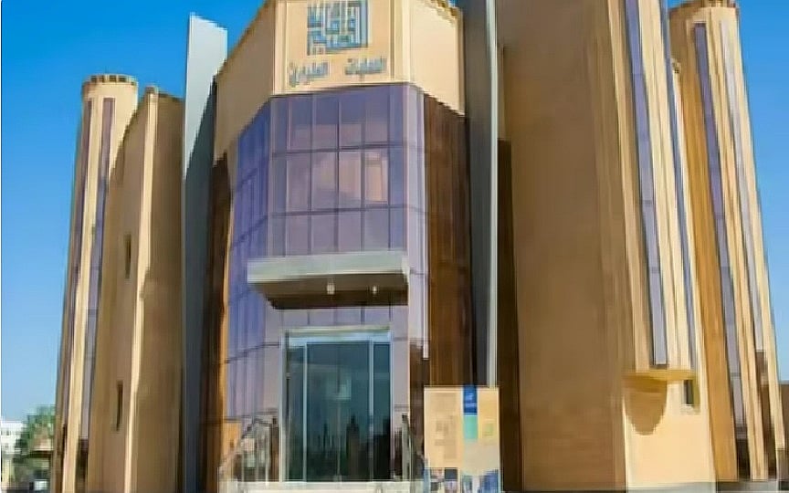 بقيمة 14 مليون ريال.. أمانة القصيم توقع عقد صيانة وتشغيل المزروعات في بريدة