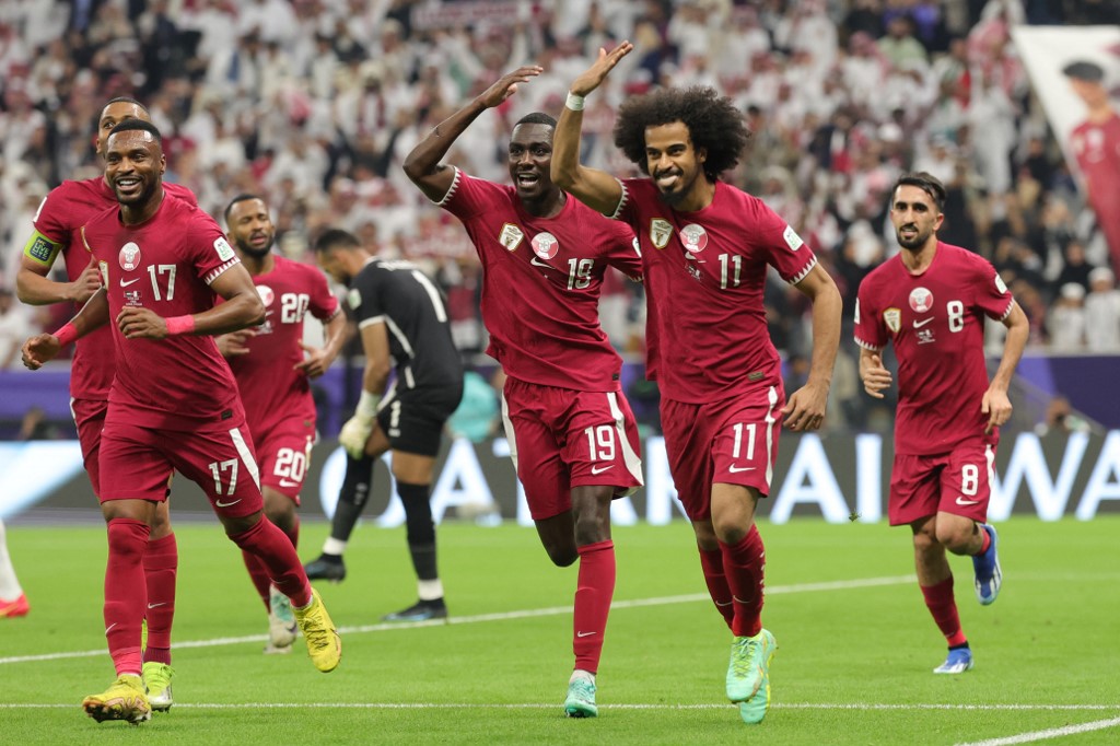بـ “هاتريك” ركلات الجزاء.. عفيف يقود “العنابي” للتتويج بطلا لآسيا