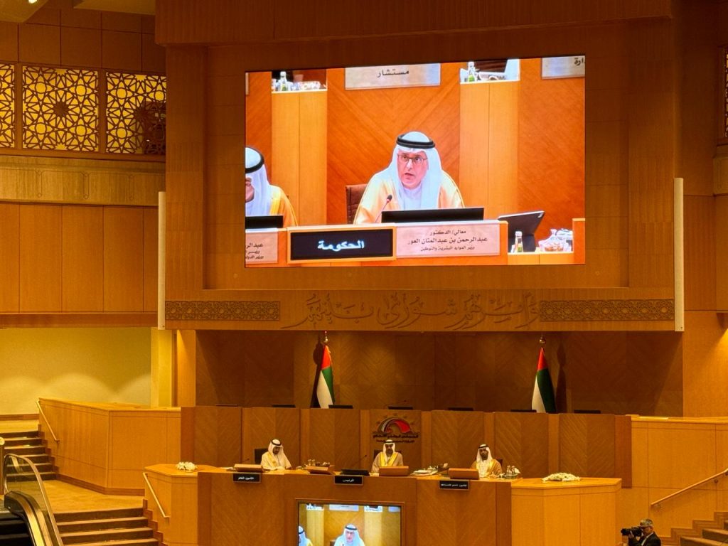 العور: 1900 وظيفة متوقّعة للكوادر المواطنة لدى 1040 منشأة صحيّة