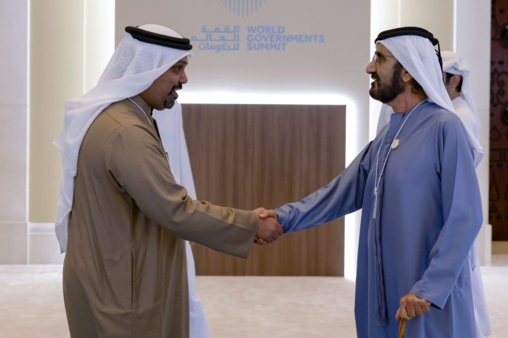 محمد بن راشد يؤكد أهمية تنسيق الرؤى وتبادل الخبرات لتحقيق التنمية المستدامة