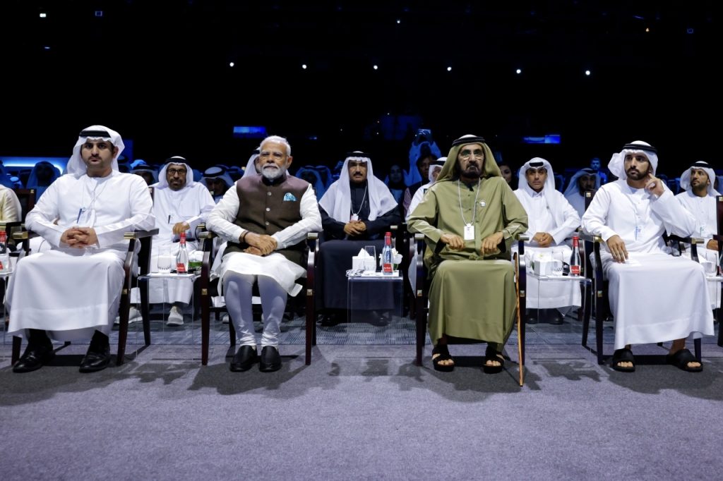 محمد بن راشد يوجّه بتنظيم قمة الحكومات المقبلة من 11 إلى 13 فبراير 2025