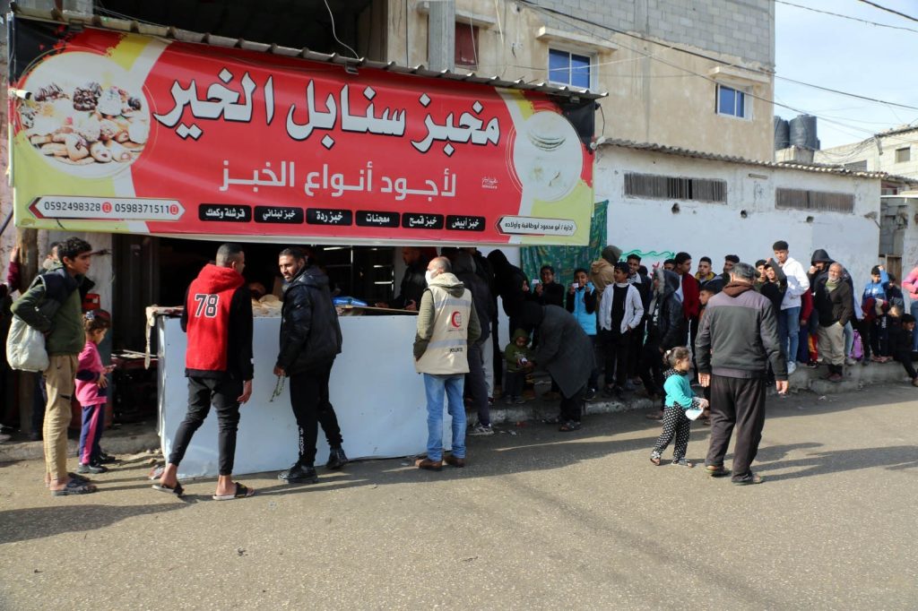 من خلال “الفارس الشهم 3” .. الإمارات تواصل تقديم الدعم الإنساني لإغاثة سكان قطاع غزة