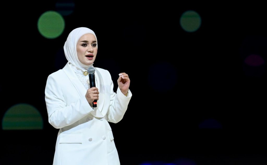 من هي الدكتورة تالا خليل الفائزة بلقب صانع الأمل لعام 2024