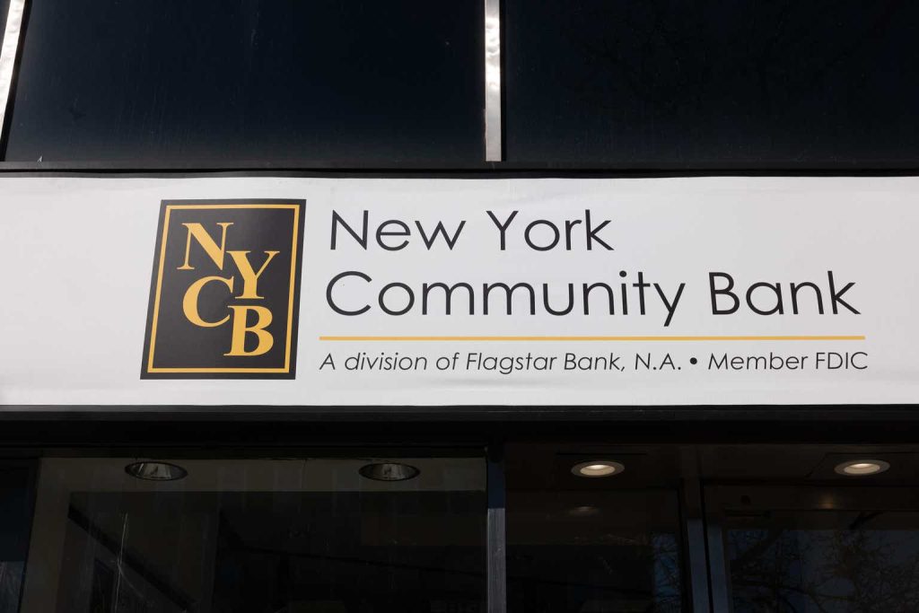 New York Community Bancorp: من المرجح أن تبقى على قيد الحياة، ولكن مع ارتفاع محدود (NYSE:NYCB)