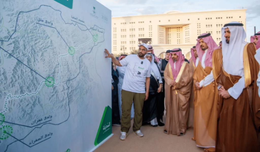 أمير المدينة المنورة يطلق أولى رحلات "مسار بدر"