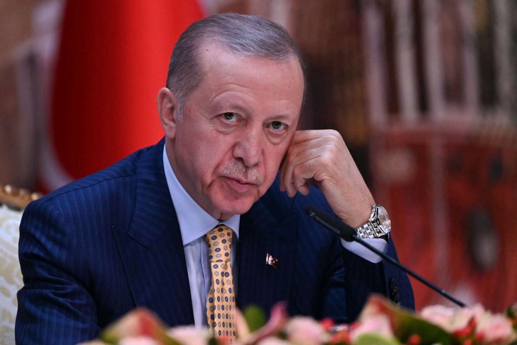 رجب طيب أردوغان يعلن أن الانتخابات البلدية المقررة في 31 مارس ستكون “الأخيرة” له