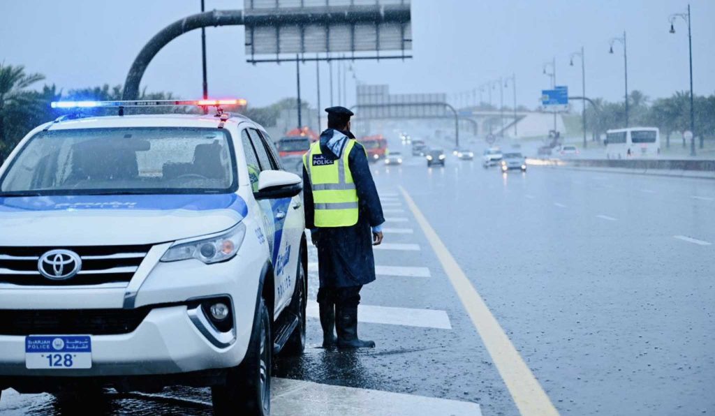 شرطة الشارقة تغلق الطريق الدائري بمدينة كلباء وأنفاق مخارج مليحة والذيد