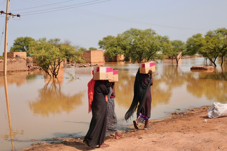 مساعدات للسودان من حساب قطر الخيرية بالسودان على مواقع التواصل