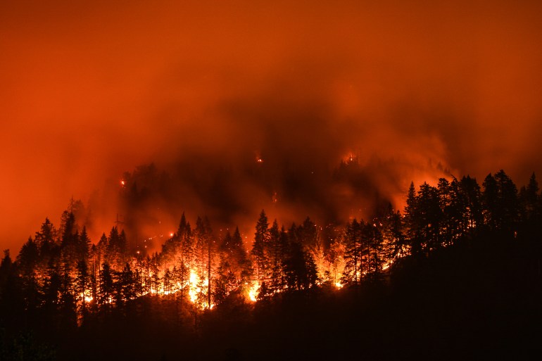 Eagle Creek Wildfire in Columbia River Gorge, Or