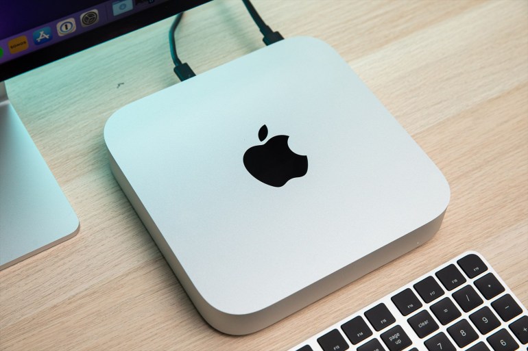 apple's mac mini M2 منصة اكس - @verge