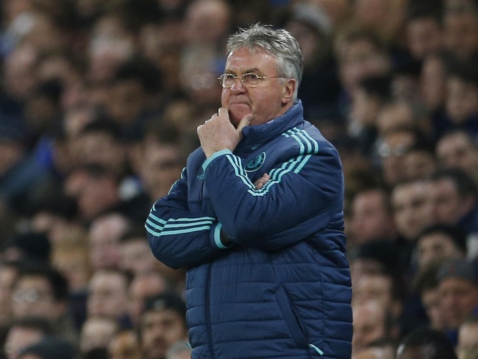 Football Soccer - Chelsea v Paris St Germain - UEFA Champions League Round of 16 Second Leg - Stamford Bridge, London, England - 9/3/16 Chelsea manager Guus Hiddink Action Images via Reuters / Andrew Couldridge Livepic EDITORIAL USE ONLY.