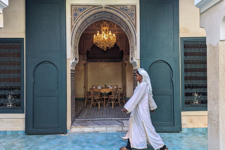 عبد الغني بلوط_ مراكش رياض مغربي _ أبواب مغربية تقليدية..jpgصورة رئيسة