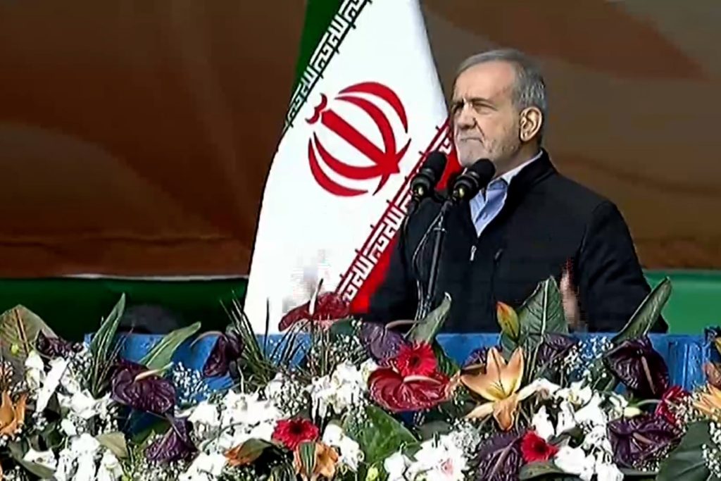 تعاون اقتصادي و علاقات الجوار على أجندة زيارة بزشكيان لعمان