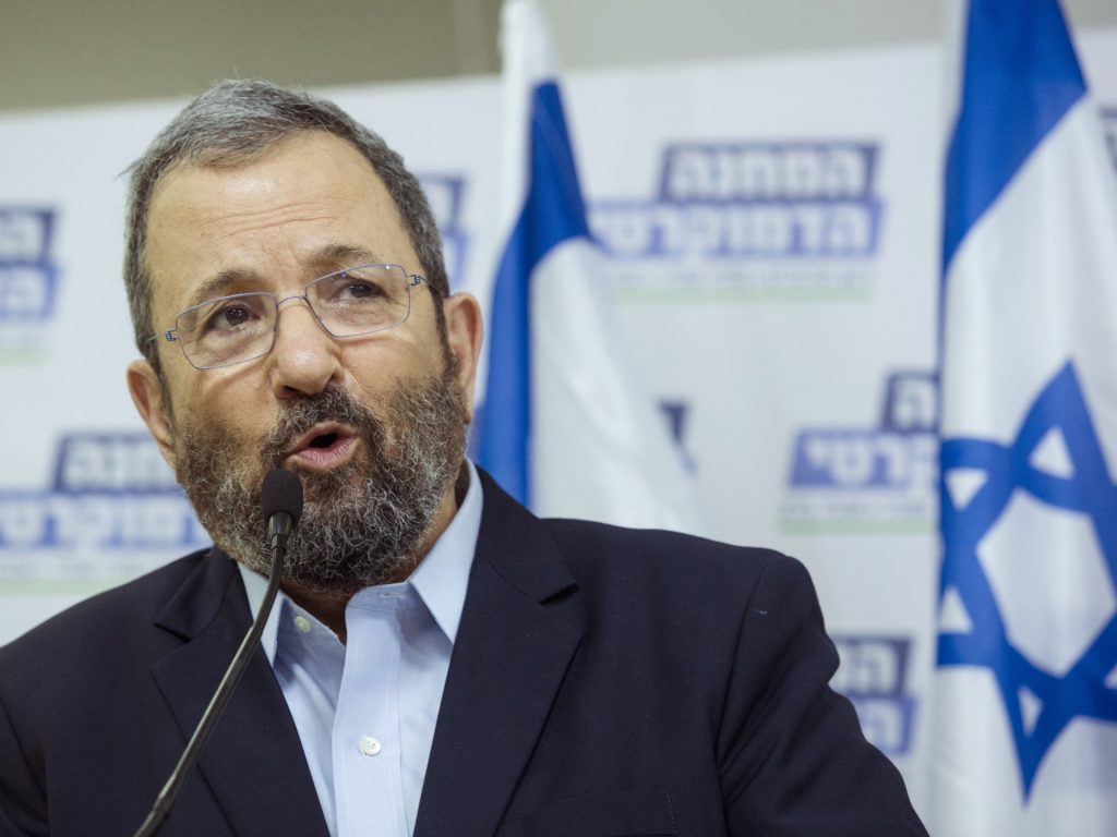 إيهود باراك يدعو للتخلص سريعا من أسوأ حكومة في تاريخ إسرائيل