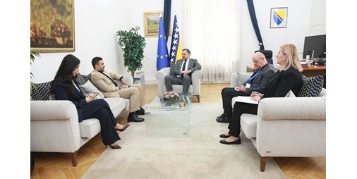 السفير البناي يبحث مع وزير الخارجية البوسني تعزيز العلاقات الثنائية