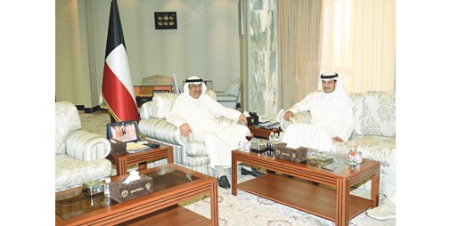 محافظ الجهراء يستقبل مدير إدارة التفتيش الغذائي لمناقشة أعمال الرقابة بالمحافظة