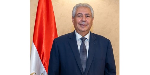 السفير المصري هنأ سمو ولي العهد بمناسبة مرور عام على توليه ولاية العهد