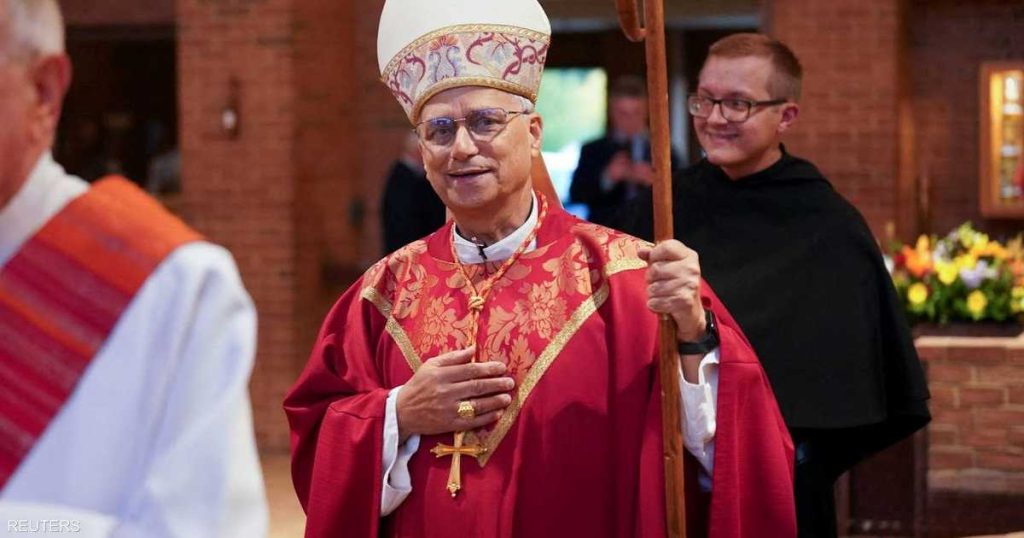 ليو الرابع عشر.. هل يمثل تحديا لترامب وشعار “أميركا أولا”؟