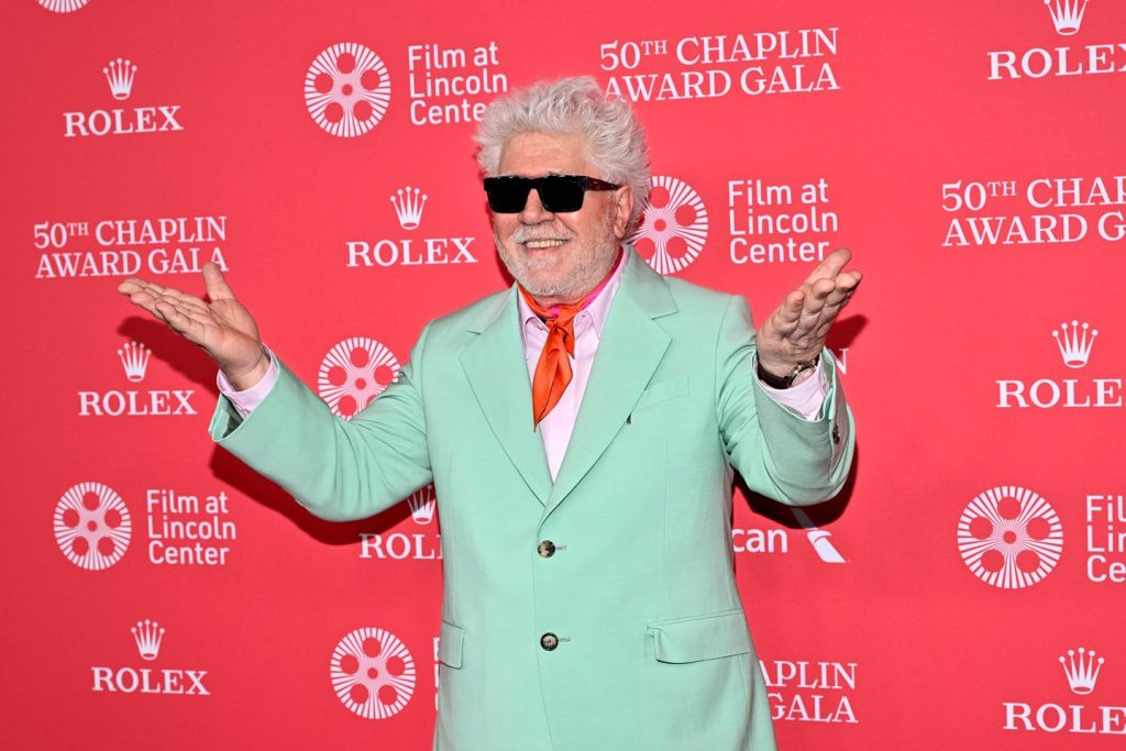 العديد من الفنانين يدينون “صمت” عالم الثقافة في الحرب في غزة عشية افتتاح المهرجان