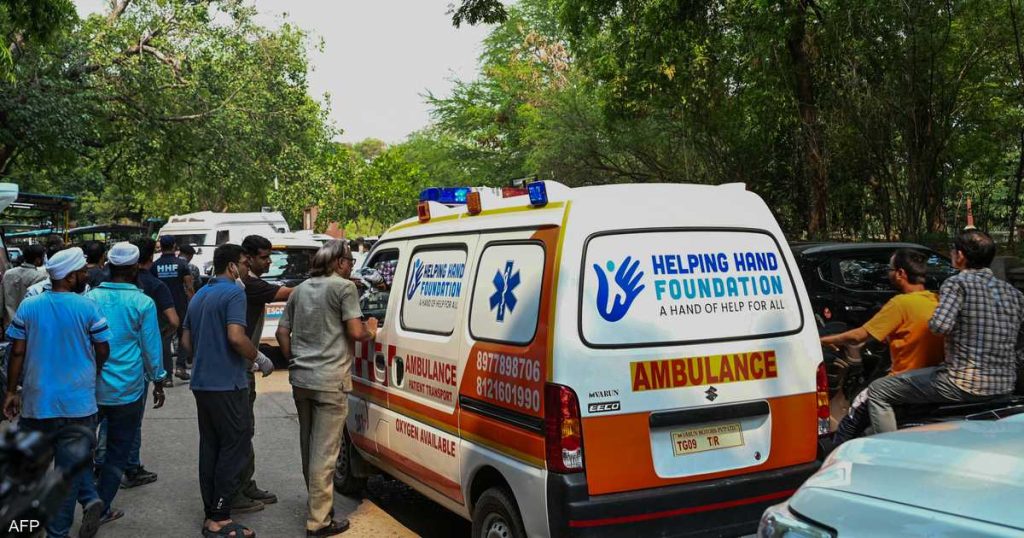 فيديو: حريق هائل يتسبب بمقتل 17 شخصا في الهند