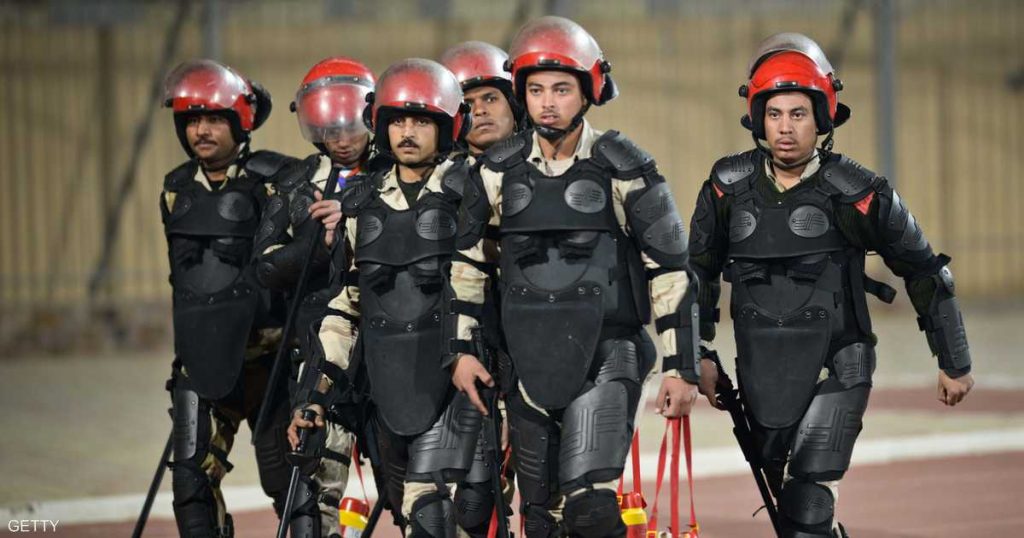 مصر.. سقوط عصابة “تحديث البيانات البنكية” في الصعيد