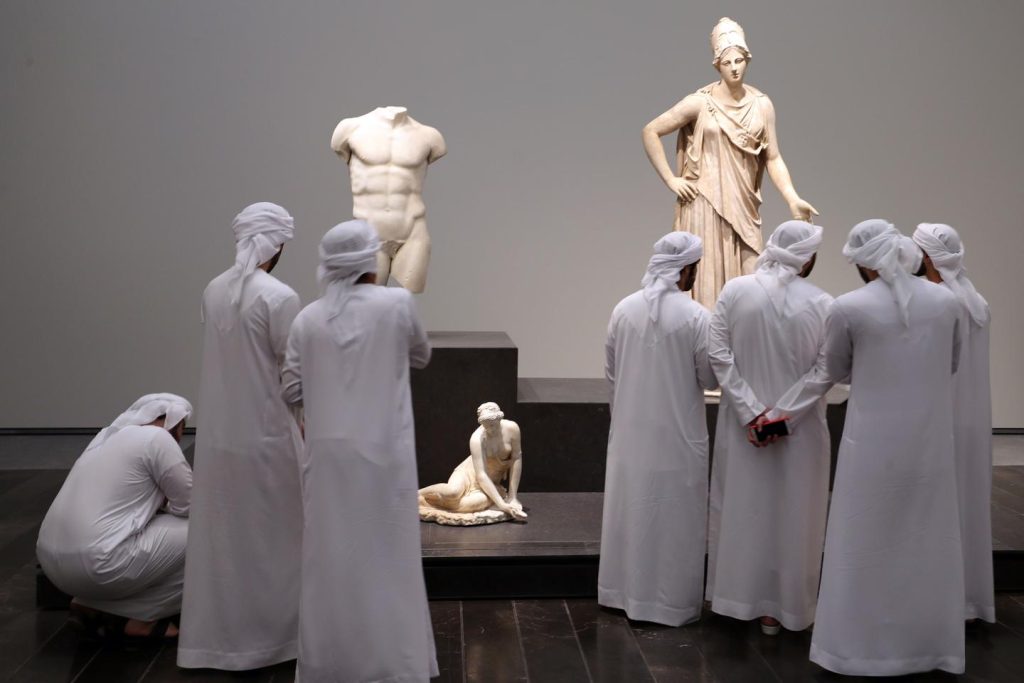 “الثقافة مفيدة لإنشاء روابط تجارية أو سياسية أو عسكرية”