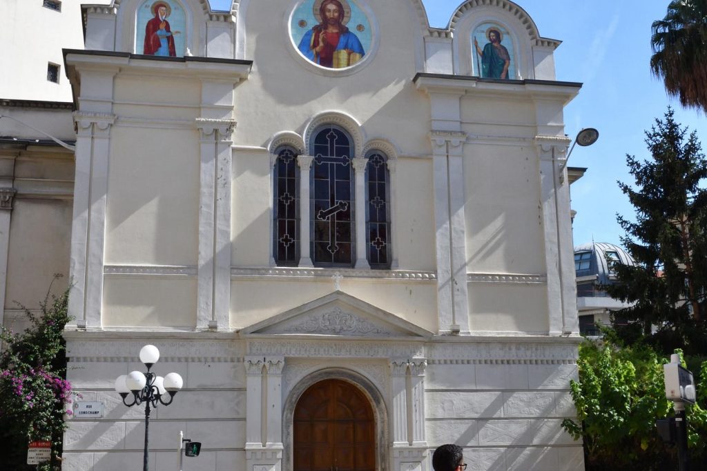 روسيا تحصل على يديها على كنيسة أرثوذكسية ثانية