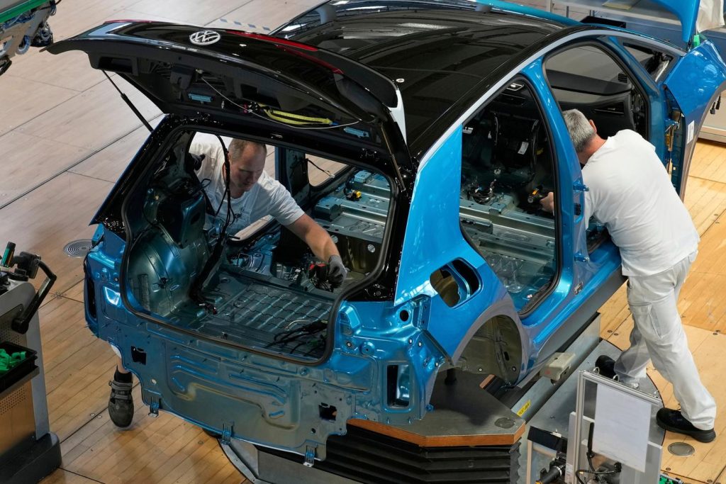 كيف يريد فريدريش ميرز تشجيع الألمان على العمل أكثر