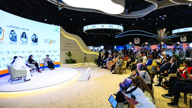 «منتدى الإعلام العربي» يناقش توصيل الرسائل العربية بلغات أجنبية