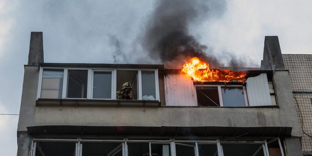 Live ، الحرب في أوكرانيا: استهدفت هجمات الطائرات بدون طيار والصواريخ الروسية Kyiv في الليل ، على الأقل 15 بجروح