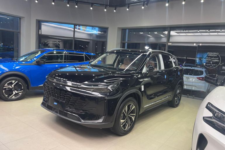 2 - سيارات صيني استثمارات الصين في مصر تشمل الطاقة، الصناعة، التكنولوجيا، والزراعة