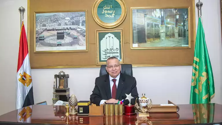 نقيب الأشراف يعزي المستشار عدلي منصور في وفاة شقيقه