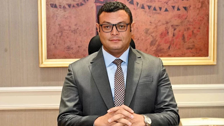 وزير الإسكان يتابع مشروعات مياه الشرب والصرف ضمن “حياة كريمة” بالغربية