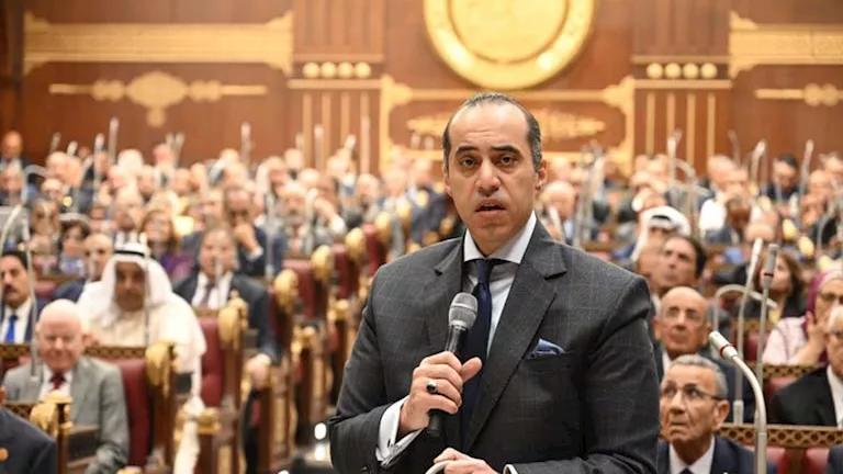 وزير الشؤون النيابية: نتفق مع رؤية النواب بشأن هذه المادة بقانون الإيج