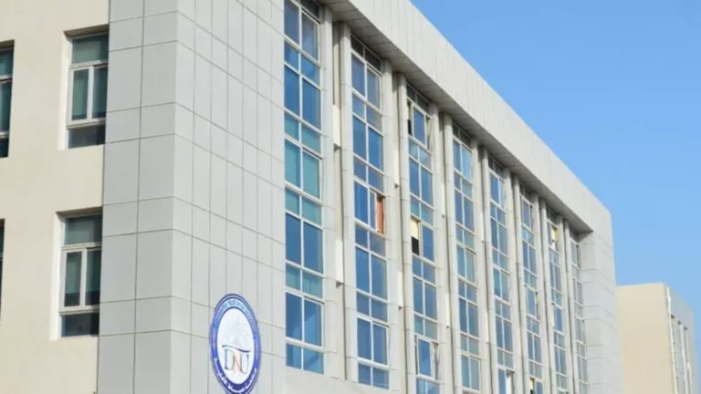 لطلاب الثانوية.. تعرف على كليات جامعة دمياط الأهلية تنسيق 2025