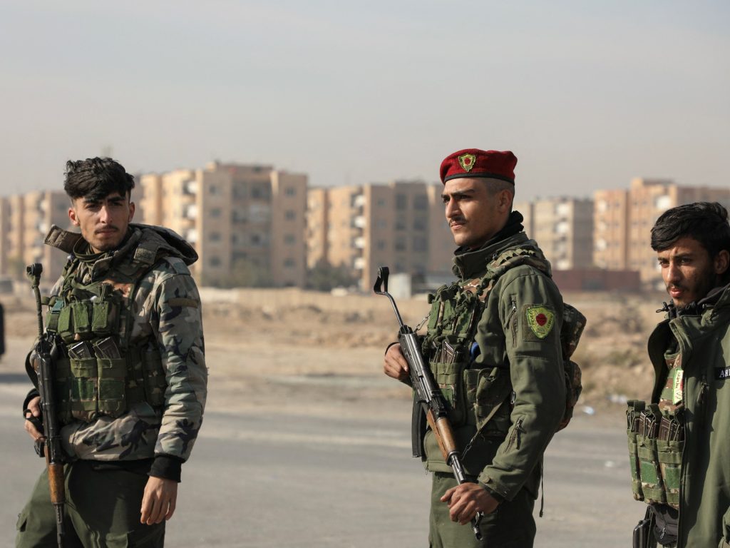 سوريا بلا عقوبات.. ما فرص مناطق سيطرة الأكراد في سوريا؟