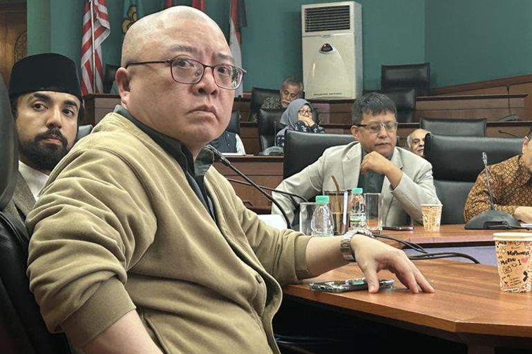 ( الجلوس بوضع منحرف) الدكتور فار بينغ يعتقد أن <a class=