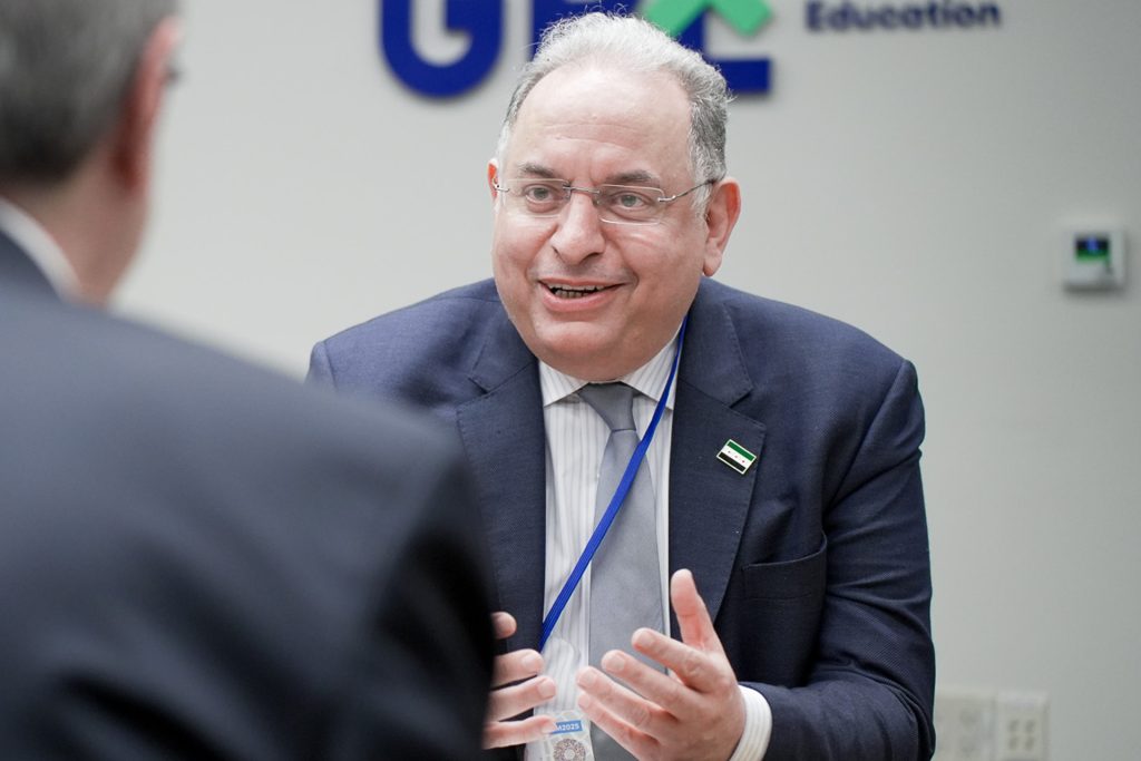 سوريا تعيد افتتاح بورصتها خلال أيام