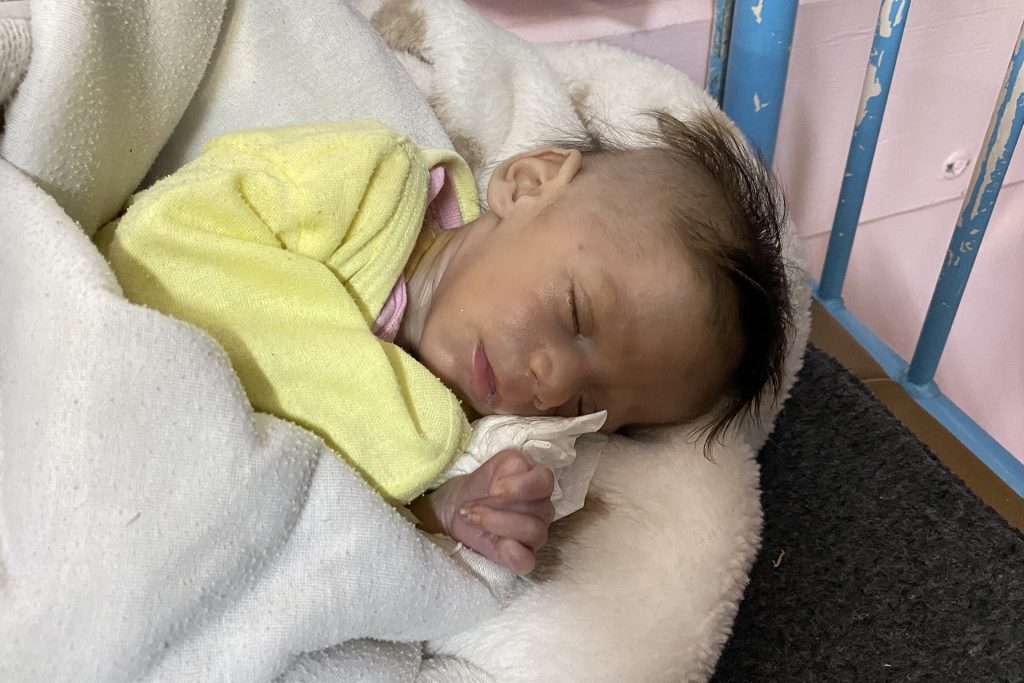 استشهاد طفل بغزة بسبب الجوع وبرنامج الغذاء العالمي يحذر