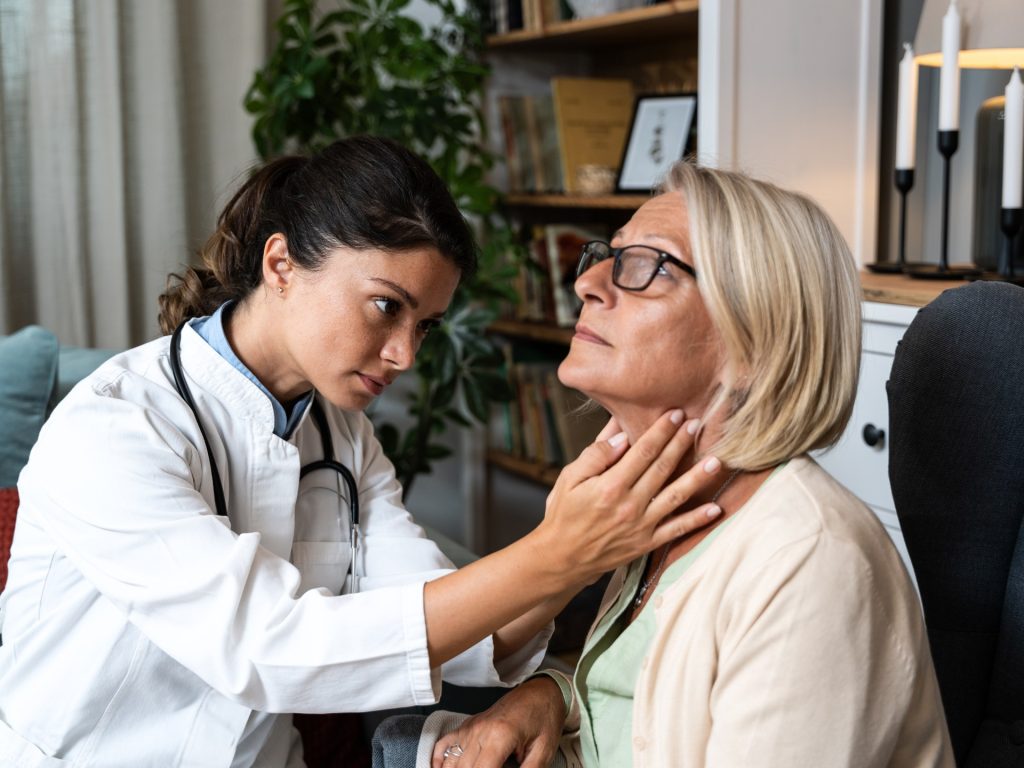 عرض قد يبدو بسيطا.. لكنه قد يكشف عن الإصابة بالسرطان