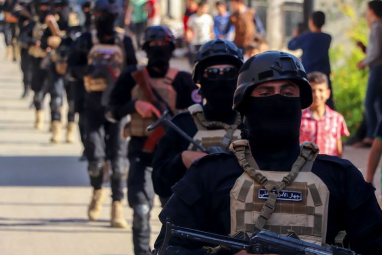 عرض عسكري لجهاز الأمن الداخلي في منطقة حارم وقرى وبلدات جبل السماق في ريف إدلب الوكالة العربية السورية للأنباء - سانا