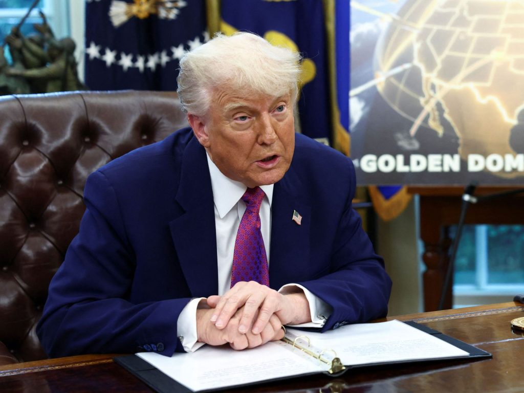 إعلام أميركي: طرد عشرات الموظفين بمجلس الأمن القومي الأميركي