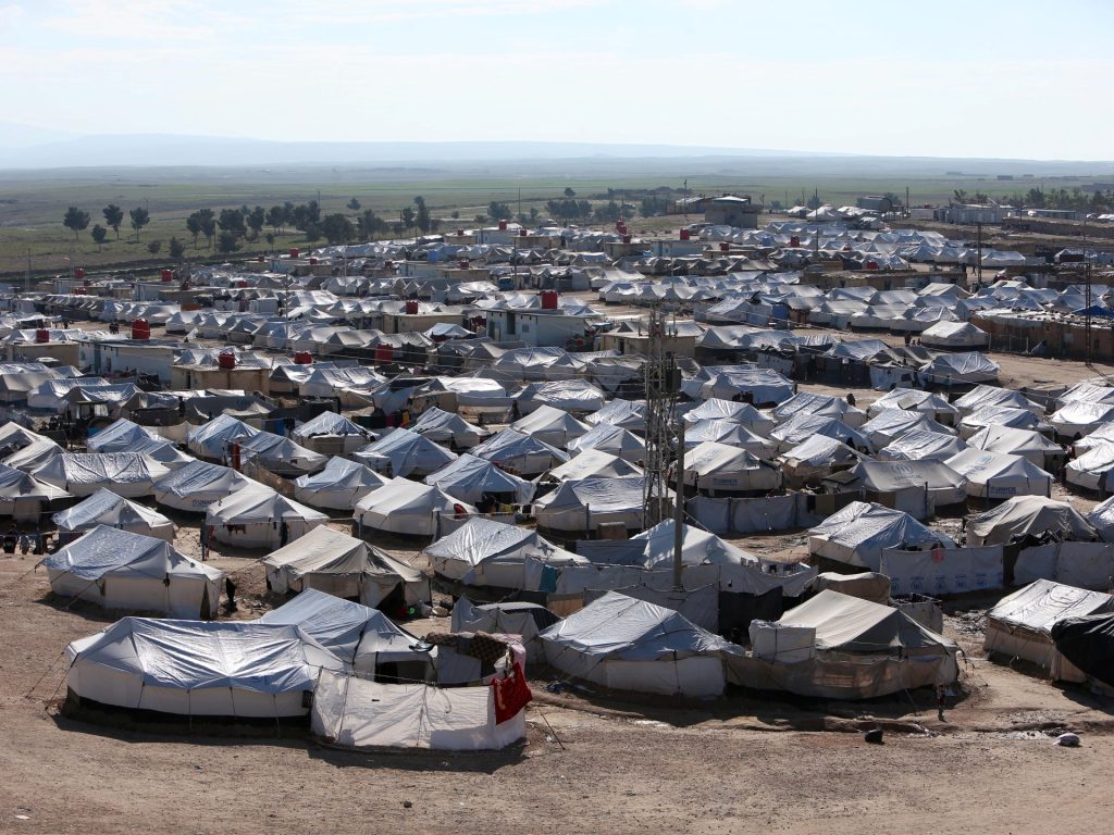 العفو الدولية تدعو لخفض عدد المحتجزين في مخيمات بسوريا