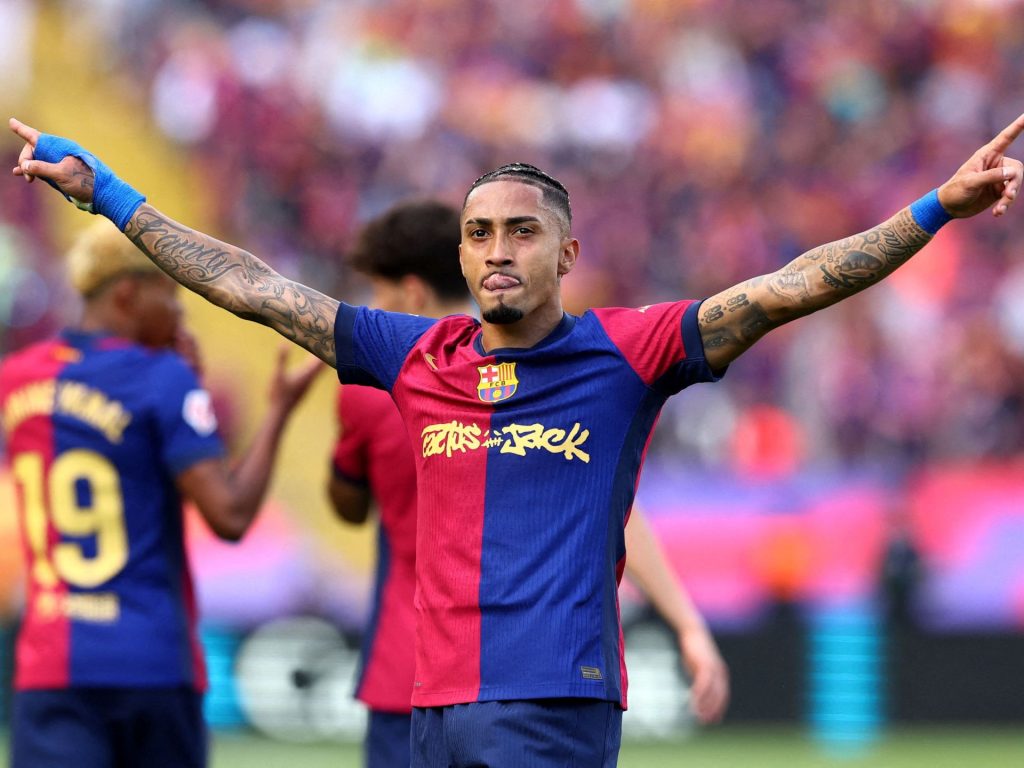 رافينيا باق في برشلونة حتى 2028